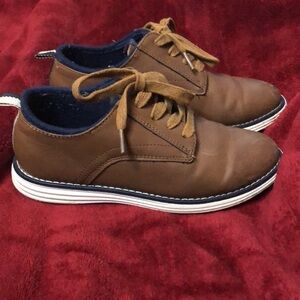 Boys Casual Lace-Up Brown Franco Flat, Size 2